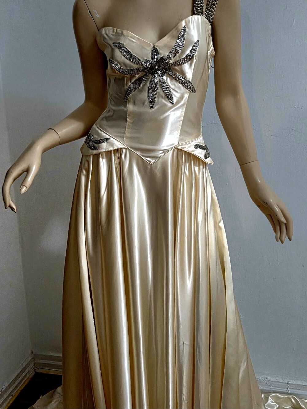 Vtg 1930s Liquid Satin Hand Beaded Jean Harlow Bridal Gown Superb - Picture 9 of 9